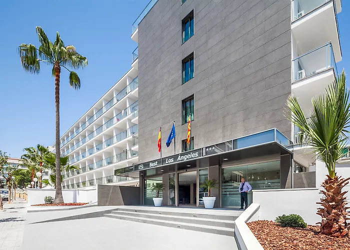 Otel Angeles 4*